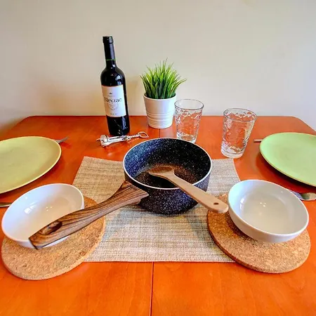 아파트 1bd Nest In The Heart Of A Traditional By Flat Mаnager